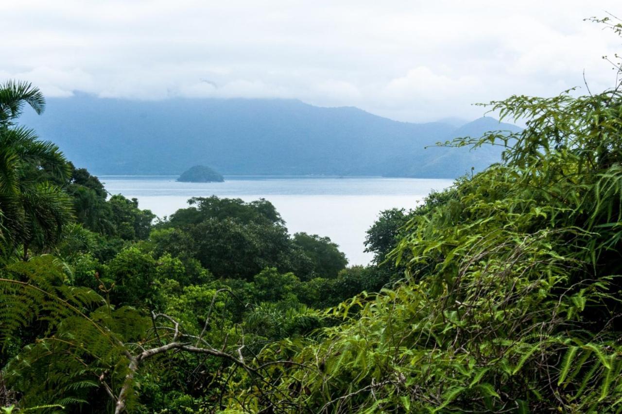 Manaca Prumirim Acomodação com café da manhã  Ubatuba