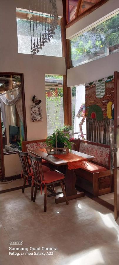 Acomodação com café da manhã  Manaca Prumirim