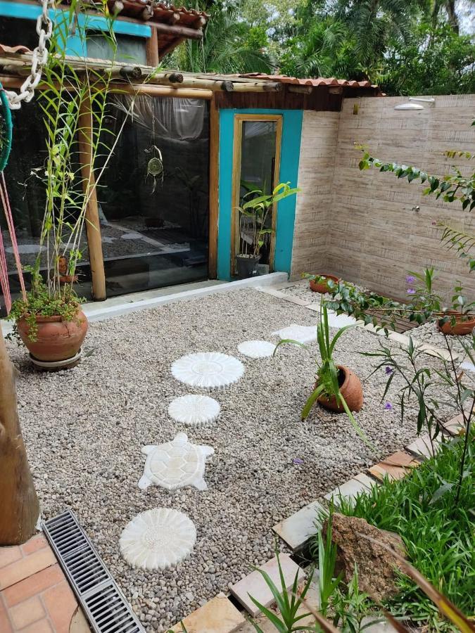 Acomodação com café da manhã  Manaca Prumirim *