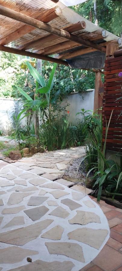 Acomodação com café da manhã  Manaca Prumirim Ubatuba