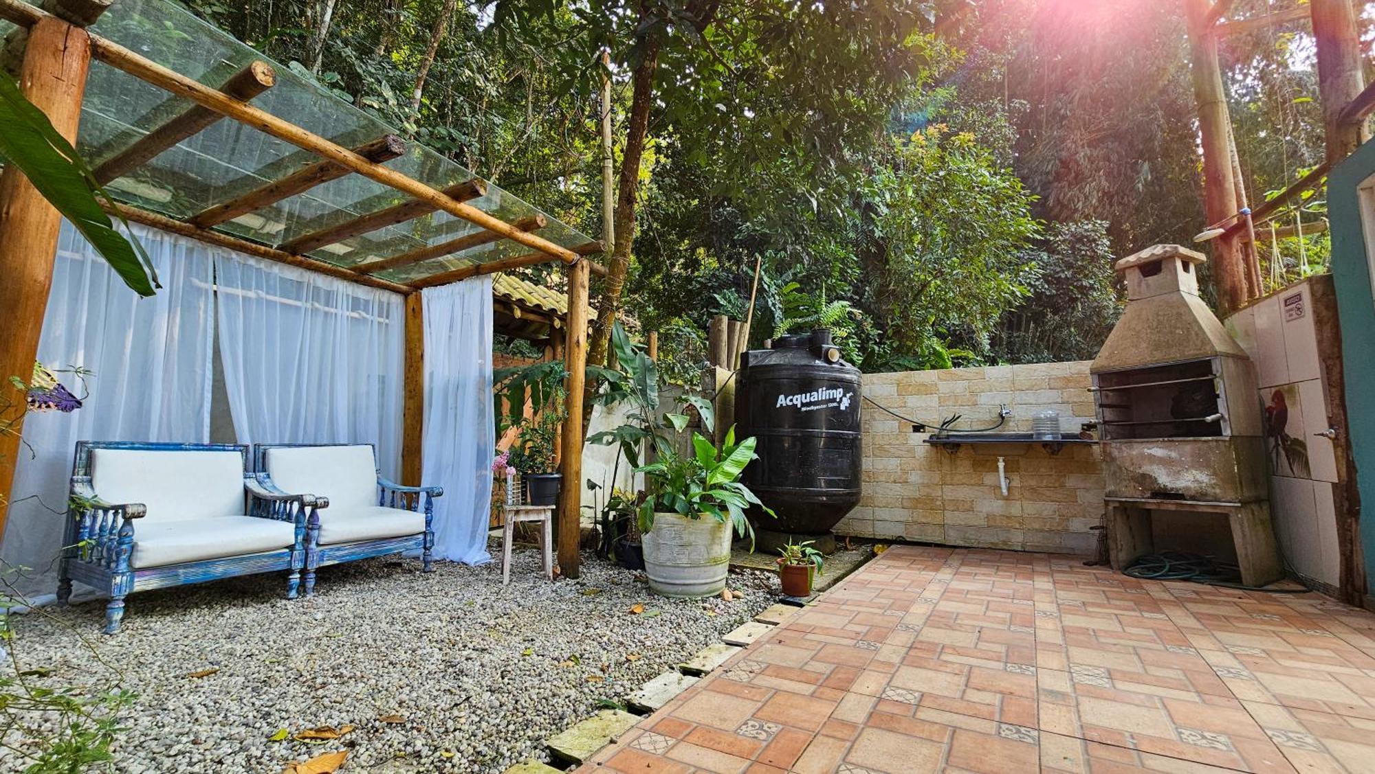 Acomodação com café da manhã  Manaca Prumirim Ubatuba